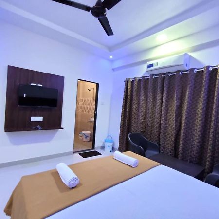 Winds N Waves Hotel อลีบาก ภายนอก รูปภาพ