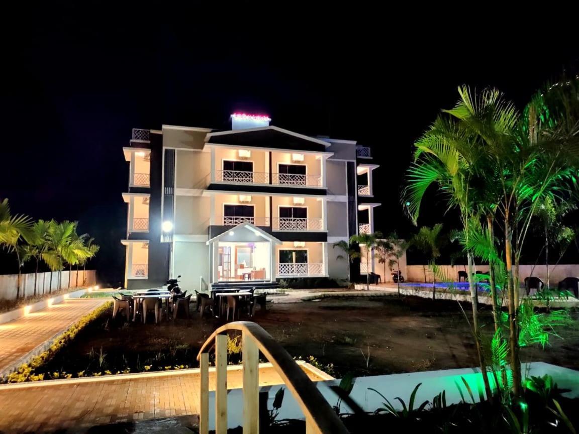 Winds N Waves Hotel อลีบาก ภายนอก รูปภาพ
